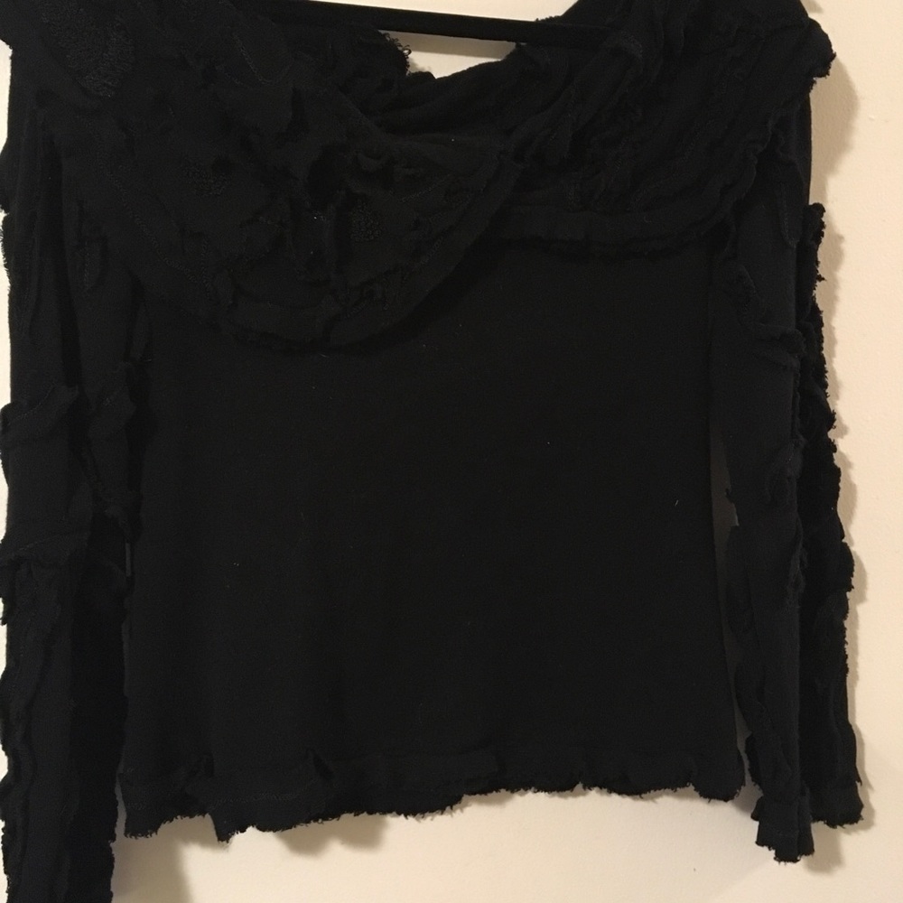 SWEATER. Cropped